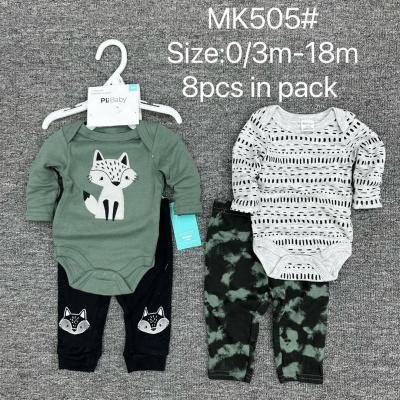 8-piece baby clothing in sizes 0/3m - 18m