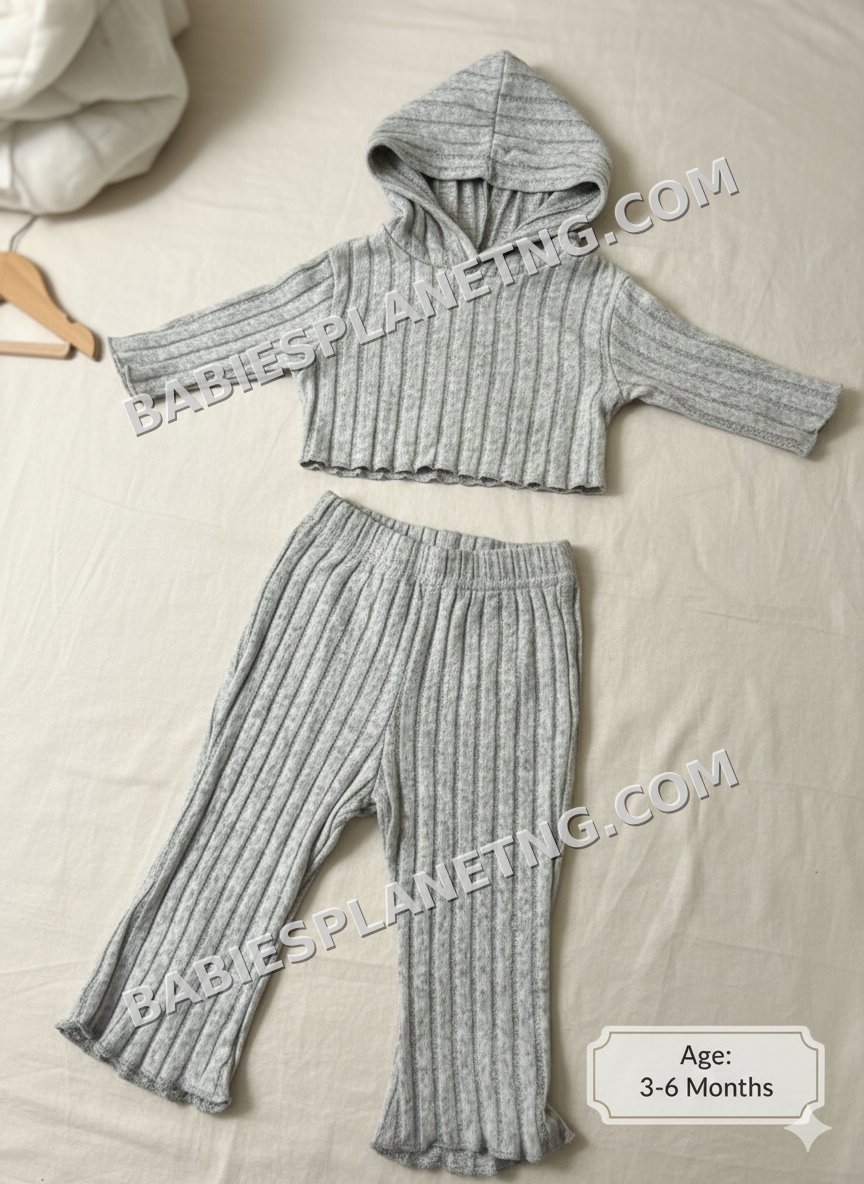 Two pieces for baby girl