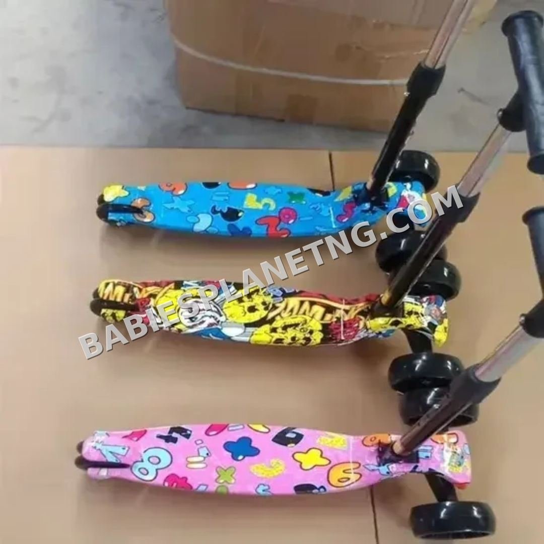 Scooter with Printed Handle