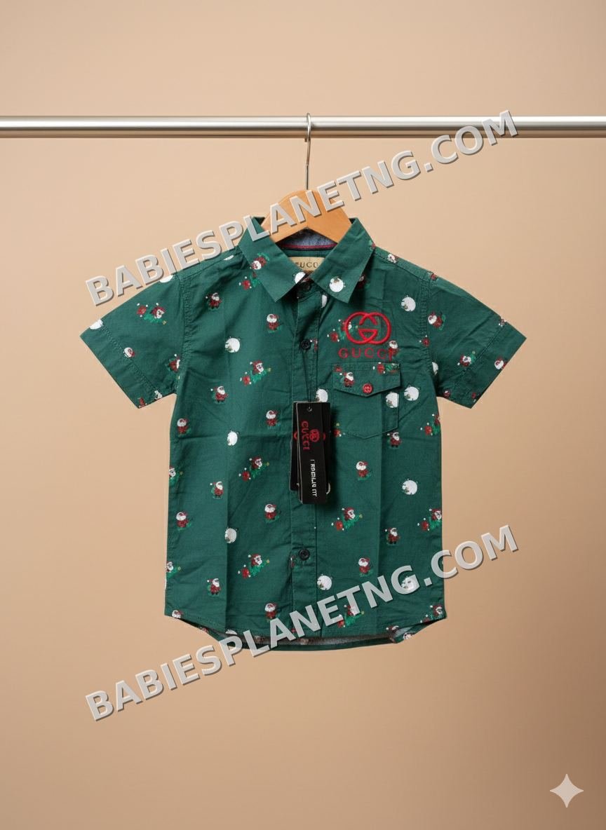 Gucci Button-Front Shirt in green.  002