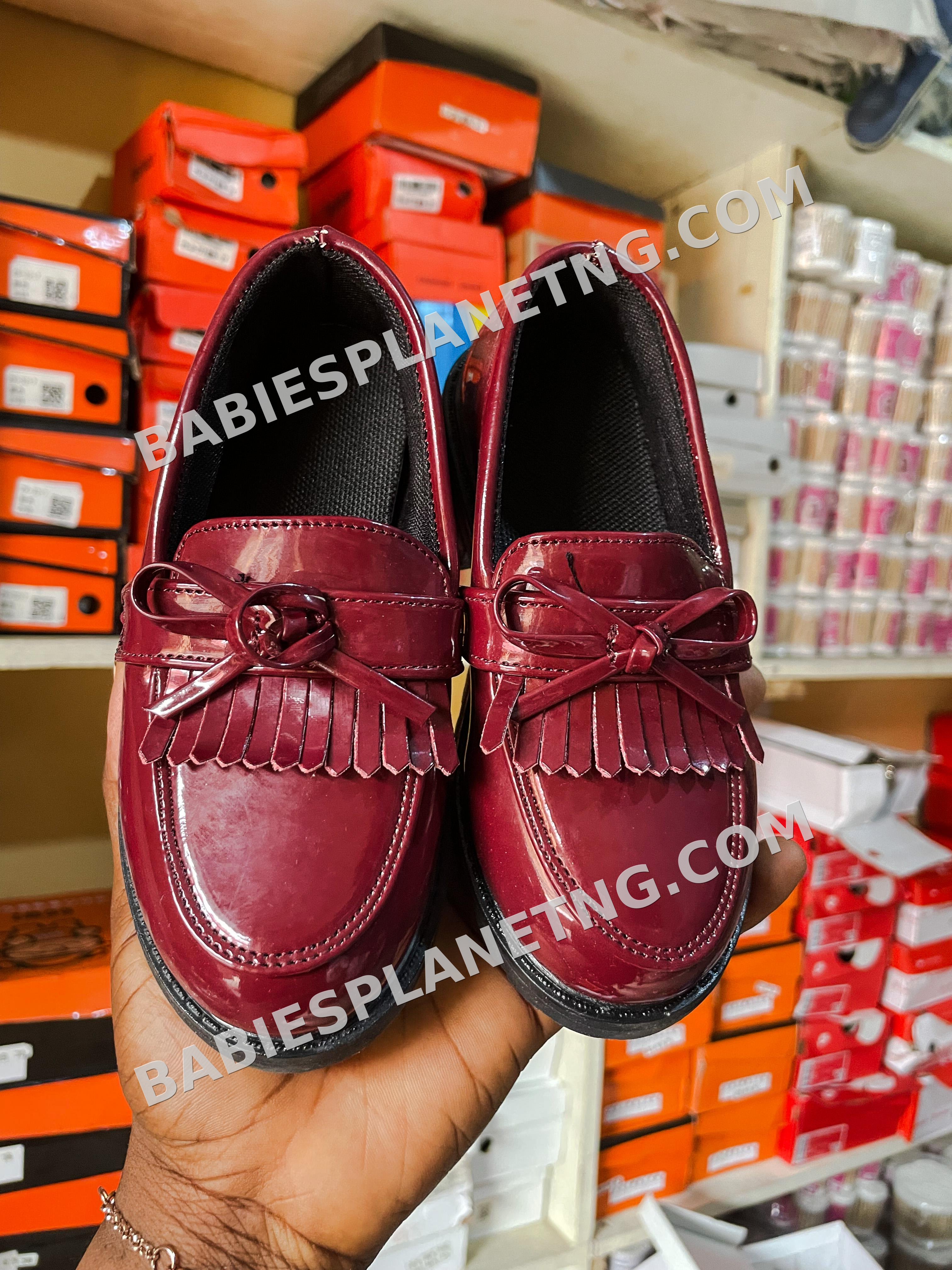 Shoe