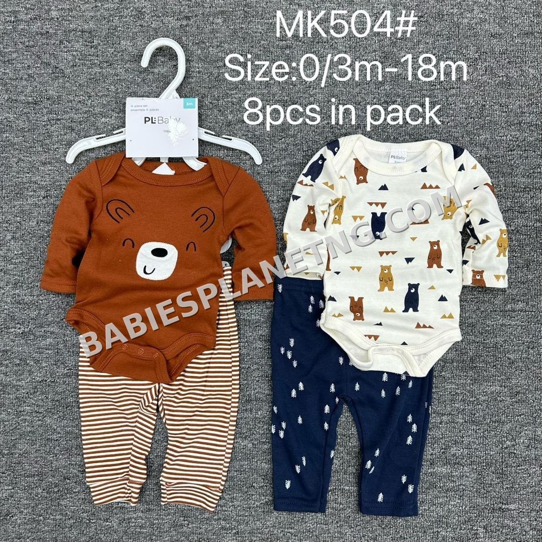 8-piece baby clothing in sizes 0/3m - 18m