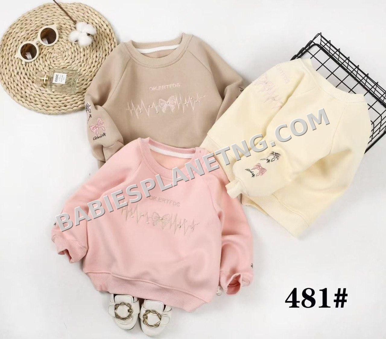 Children's long-sleeved distressed sweatshirts